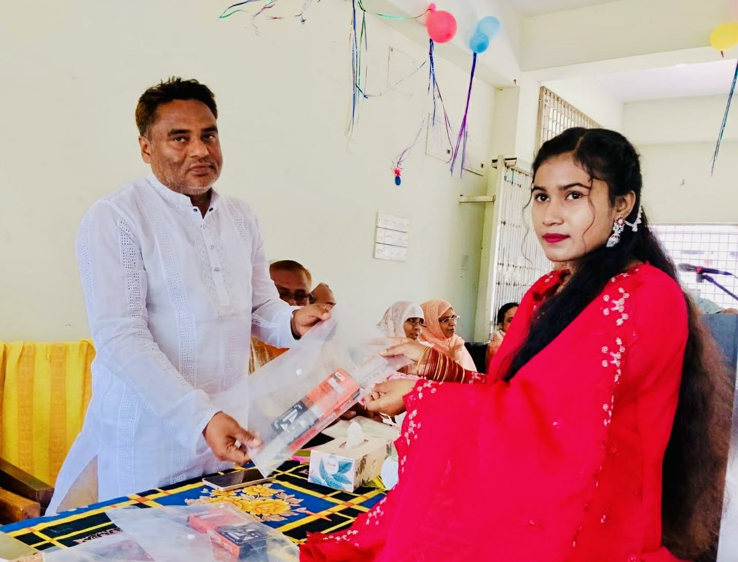 সিংড়ার স্থাপনদীঘি উচ্চ বিদ্যালয় কর্তৃক আয়োজিত এসএসসি বিদায় অনুষ্ঠান ও ষষ্ঠ শ্রেণির নবীনবরণ অনুষ্ঠান অনুষ্ঠিত