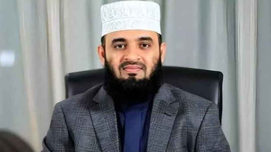 হঠাৎ আজহারীকে অস্ট্রেলিয়া ত্যাগের নির্দেশ