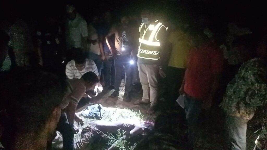 লালপুরে মাঠ থেকে যুবকের মরদেহ উদ্ধার