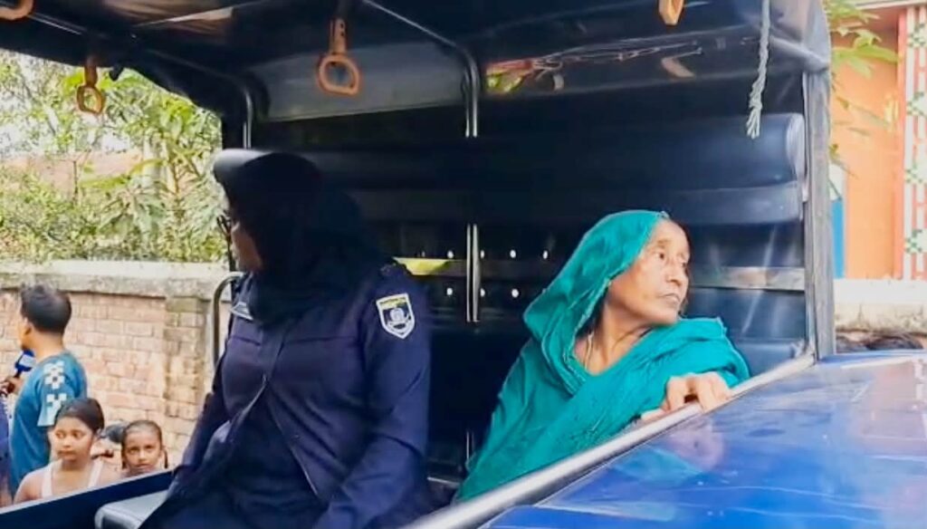 নাটোরে স্বামীকে গলা কেটে হত্যা, স্ত্রী আটক